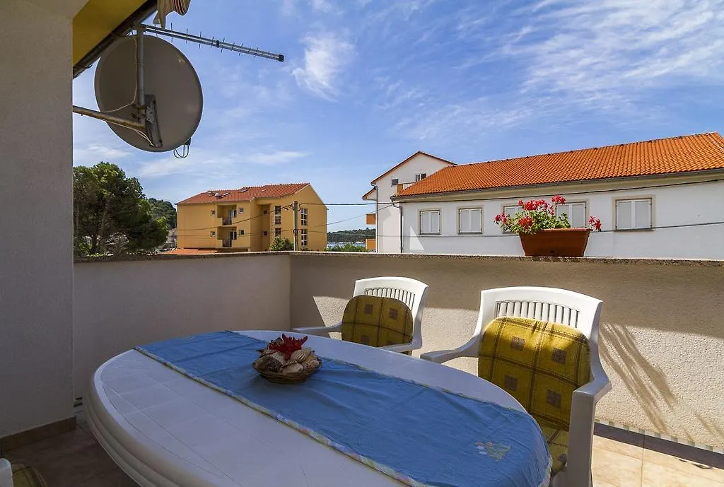 Apartments Ivica Palit