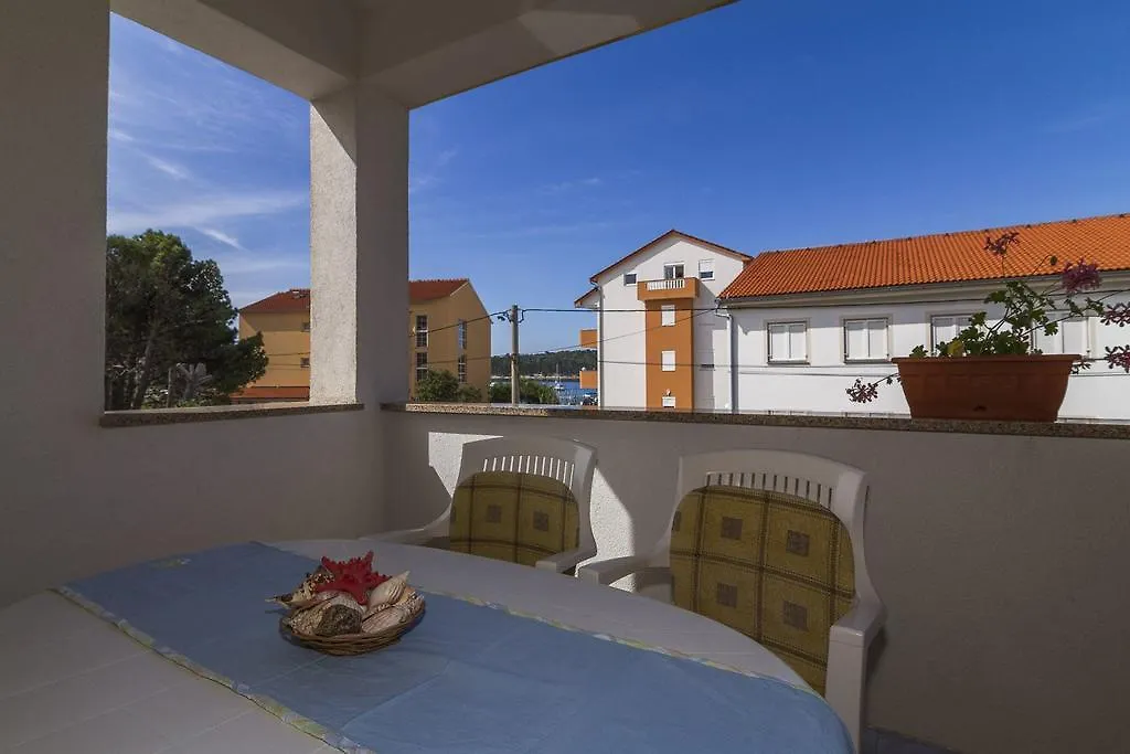 Apartments Ivica Palit Croatia