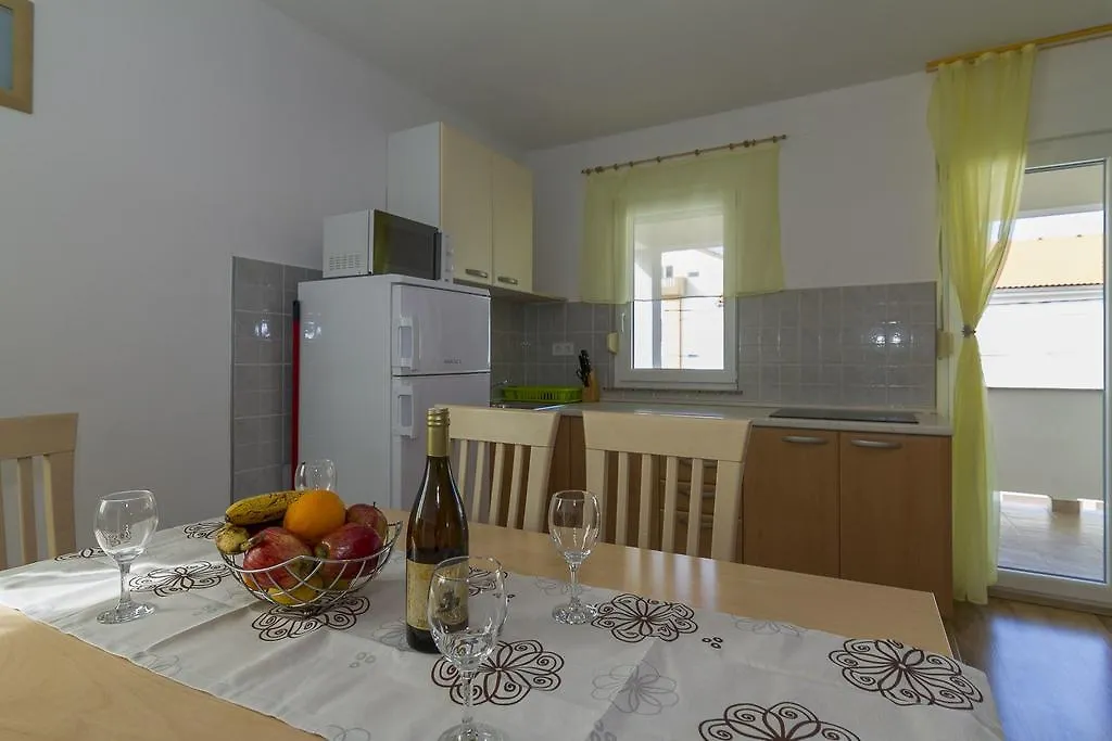 Apartments Ivica Palit Croatia