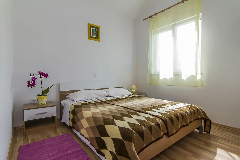 Apartments Ivica Palit Croatia
